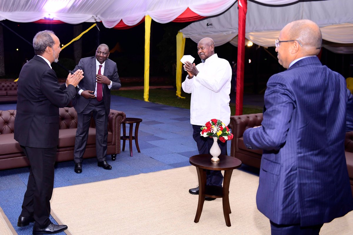 KagutaMuseveni's tweet photo. I received Their Excellencies; Salva Kiir (S. Sudan), William Arap Ruto (Kenya), Everiste Ndayishimiye (Burundi), Hassan Sheikh Mohamud(Somalia), Hussein Mwinyi (Zanzibar) yesterday at Speke Resort Munyonyo in Kampala. We discussed matters of mutual interest. https://t.co/bA9xGwyUjR