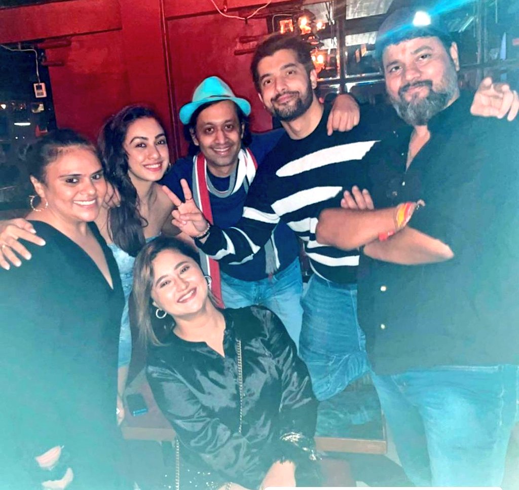 sharadking009's tweet photo. All team at launch event #ratrikeyatri2 💗#SharadMalhotra  #AdaaKhan  #RashmiDesai  #AnilVKumar  sir https://t.co/jfo51hIIVu