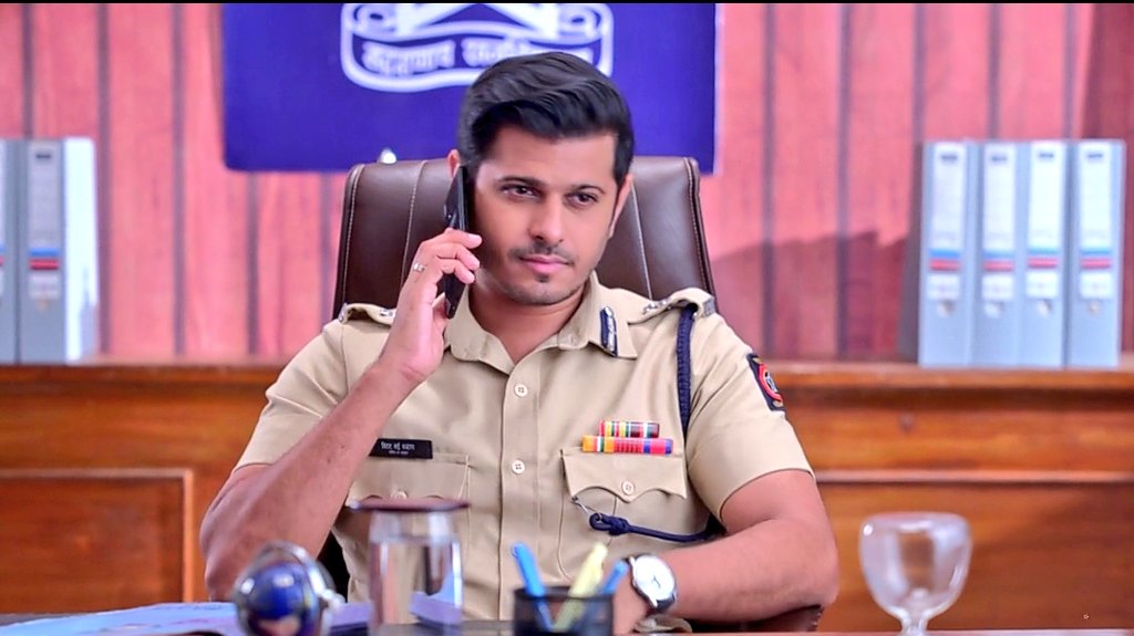 lifeofseeker's tweet photo. Virat in uniform🔥

NEIL ACES VIRAT
#NeilBhatt https://t.co/wHZxzFODW5
