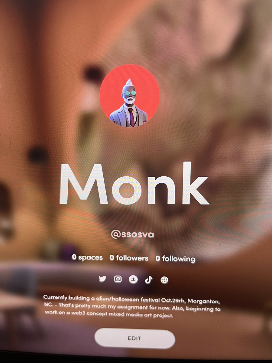TheUrbanMonk321's tweet photo. Boom, 20 years of that Monk shit &amp; finally got me a clean title peace #spatian @spatialxr That’s what’s up a brand new fresh and so clean, clean #ssosva Monk Metaverse profile. The #web3 Wonka doors “Grand Opening/Closing goes upside down in Jan. 2023
Now back 2 festival planning https://t.co/roT0hik3sU
