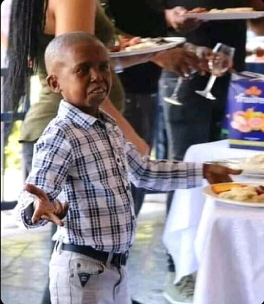 Tshego_Phokane's tweet photo. @NomaguguSamke Ladies pay for everything with sex mos, nothing new there https://t.co/0sAqFKkk15
