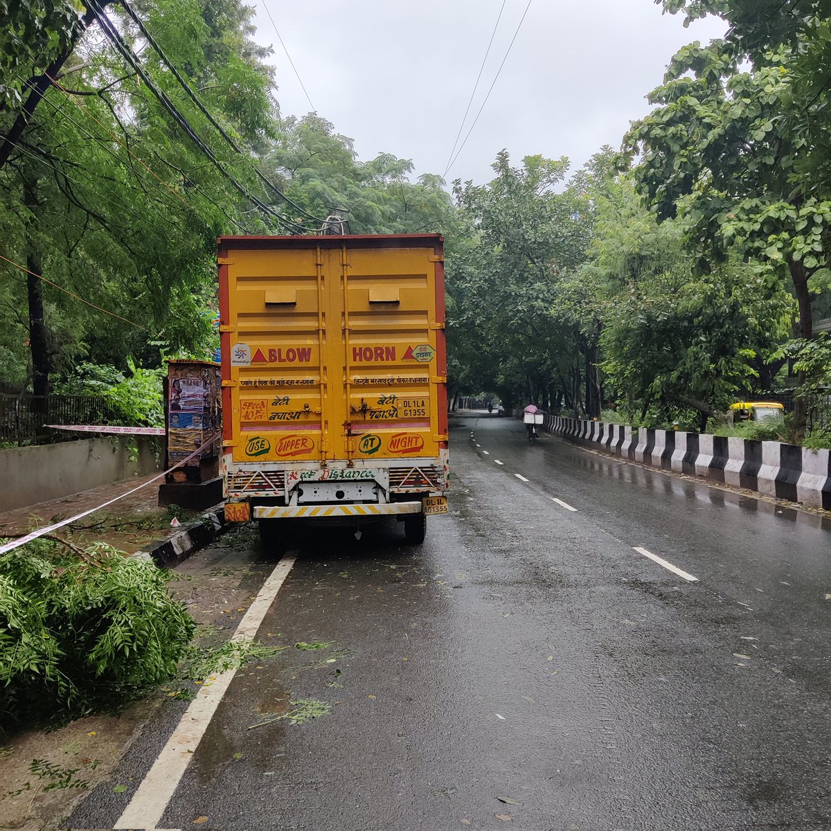 karanaggu tweet media