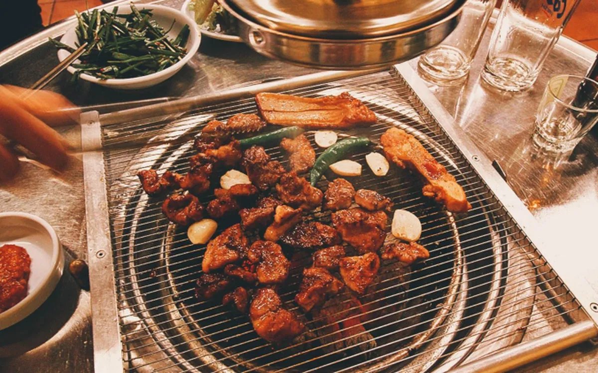 THEREALDATALORD's tweet photo. Korean BBQ is Crypto Culture...
https://t.co/FGNk7JZXQ7
#KBBQ #KoreanBBQ #success #THEBITCOINPUB
#Bitcoin https://t.co/yEOjSsKbdD