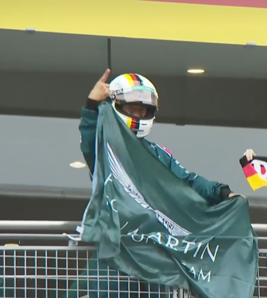 FemuOguXoAAcL87?format=png&name=small