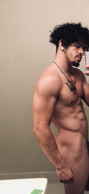 Picture me sideways https://t.co/ieg7pJ9vob<a href="/tag/thanks"class="tags"><span>#thanks</span></a>