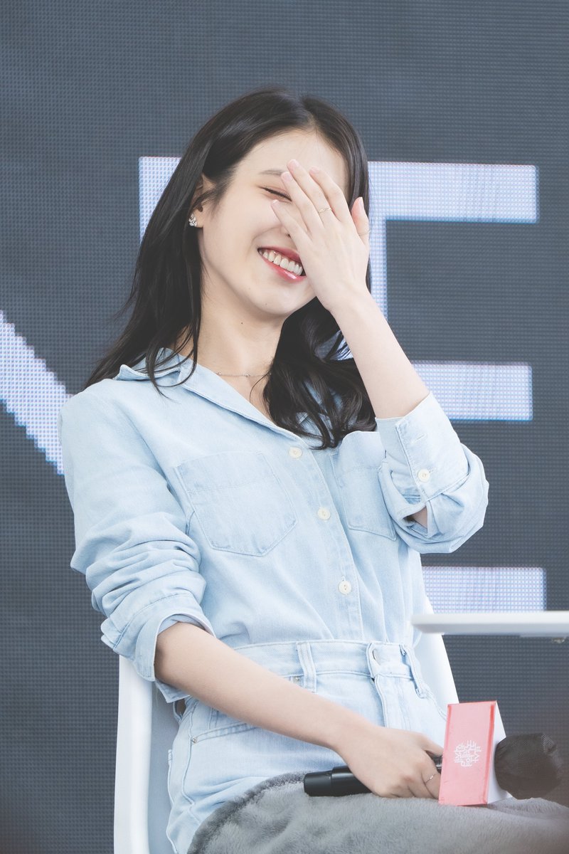 셀카봉 tweet media