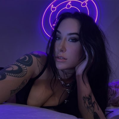 Watch ♡ stassie ♡ (╥_╥)'s leaked NSFW photo on TwXstars