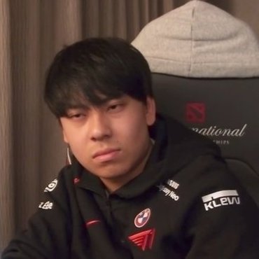 OGesports's tweet photo. T1 day 1 // T1 day 2 #UnitedInRivalry https://t.co/m04yCABWtD