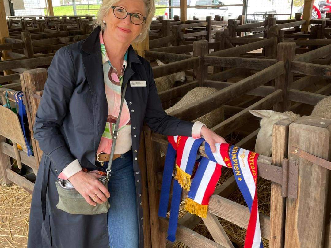 AgPeriUrban's tweet photo. Love your Wangaratta #AgShow photos @helenhainesindi.
Can the #Indi team ask Charmane how we can access a history of results (Cookery/Preserves)? My Nan had a medal from #RASV for years of wins (blues) & seconds (reds) for ~50yrs.
We'd love a total list of her great achievements. https://t.co/Ipmd6yFoPg