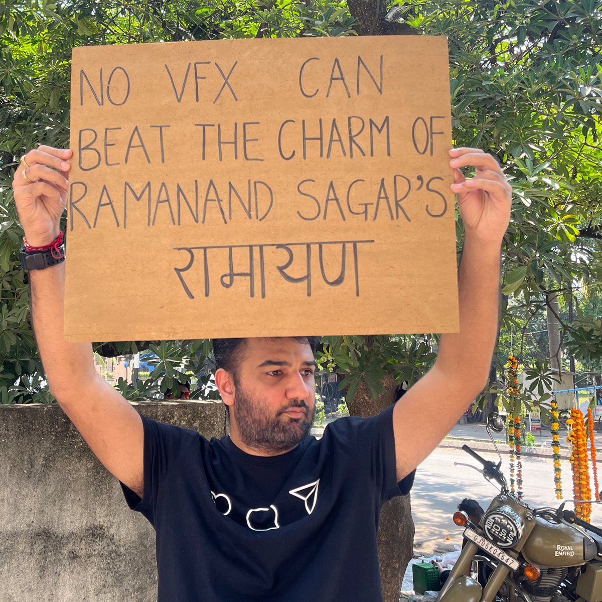 rohanpandya's tweet photo. Ramanand Sagar’s Ramayan is infinitely more valuable than 500cr junk of #Adipurush #BanAdipurush https://t.co/olWFyJFljS