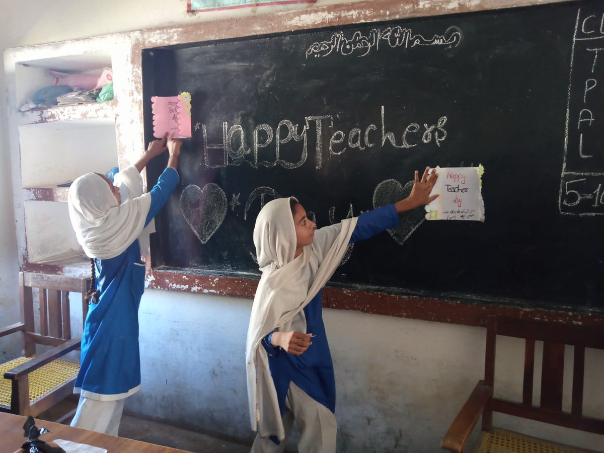 GGPS_agrovil's tweet photo. Happy Teachers Day to you! Your wisdom, dedication, and kindness will always lead us to the right path and inspire us to be better human beings...8th 0ctober 2022#teachersday#ggpsagrovilcolonyschoolbadin#8oct2022#seldapp#govtschoolsindh#teachersdaycelebration https://t.co/1Jpw6mqazf
