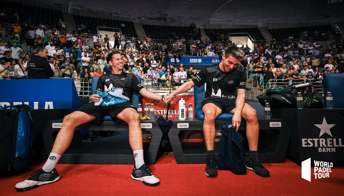 tjcope's tweet photo. 😍Historia del padel mundial. 

👇🏽Para siempre:
🇪🇸@paquito_navarro 🙌🏽 @mdinenno🇦🇷 

🎾@WorldPadelTour https://t.co/FcdBiQJocP