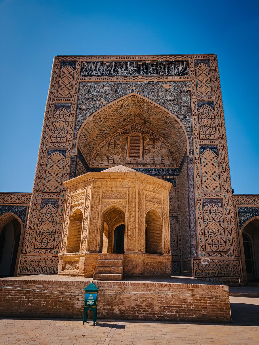 spaceDi_'s tweet photo. Bukhara fabulous city #uzbekistan #inktober2022 #asia https://t.co/8Hgy6KTRXv