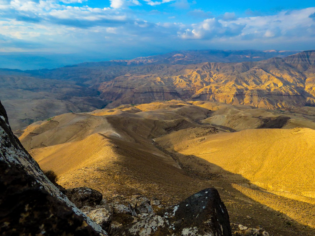 VisitJordan's tweet photo. Adventurous Jordanians & tourists can take part in the #JordanTrail #ThruHike2022. Region 4: 3 Wadis to Karak 28-31 Oct
Book now by visiting https://t.co/h8L2umlKHa /contact The #Jordan Trail Association at
+96264610999 or on FB
📸@AliBStudios
#VisitJordan #KingdomOfTime https://t.co/vO1VUnqNBB