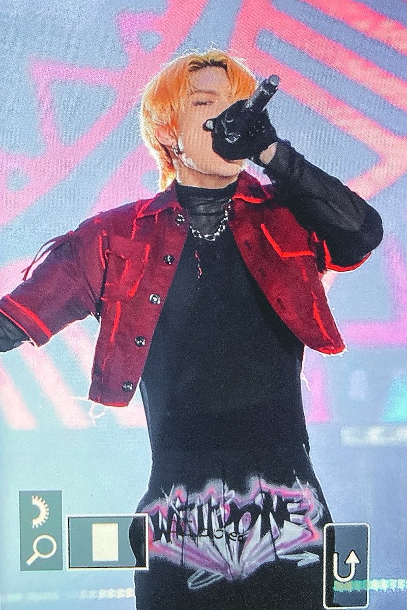 flipped0809's tweet image. 221009 미치겟어..하아,, #ATEEZ #에이티즈 #MINGI #민기 #SONGMINGI #송민기 #널설레게해줄게