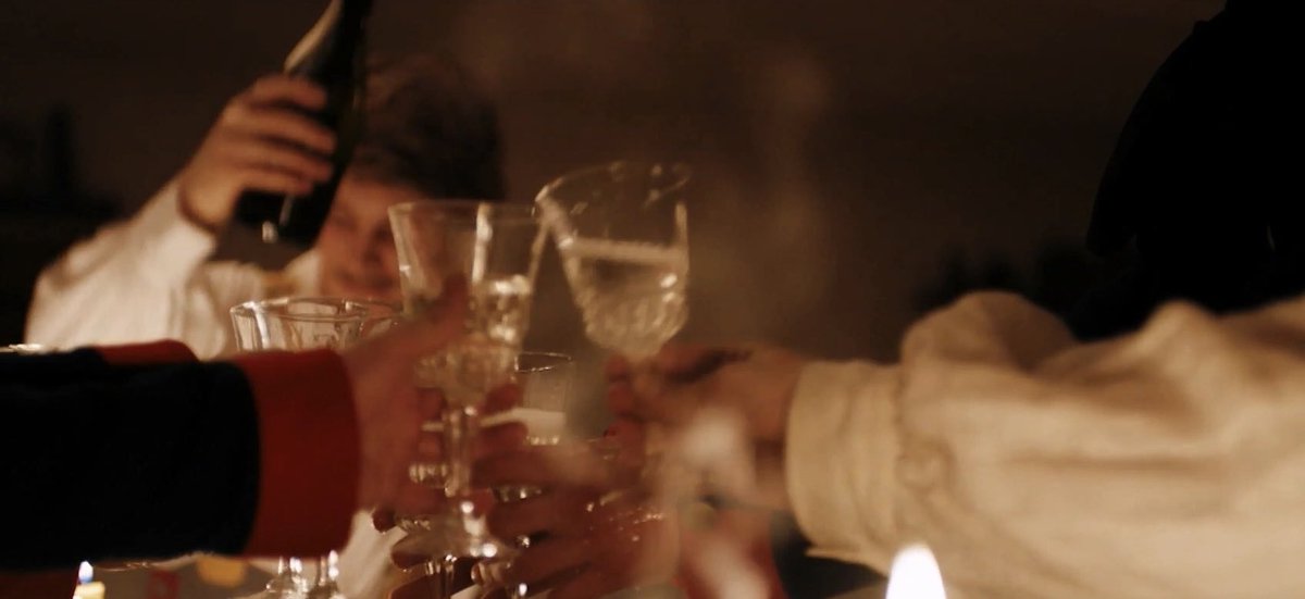 Союз спасения буквально заставляет меня жить, словно я вернулась в январь 2020, когда еще была жива бабушка, когда мы с  мамой сходили на фильм 3 раза, когда не было ковида и всей остальной жути, когда все было хорошо и спокойно...