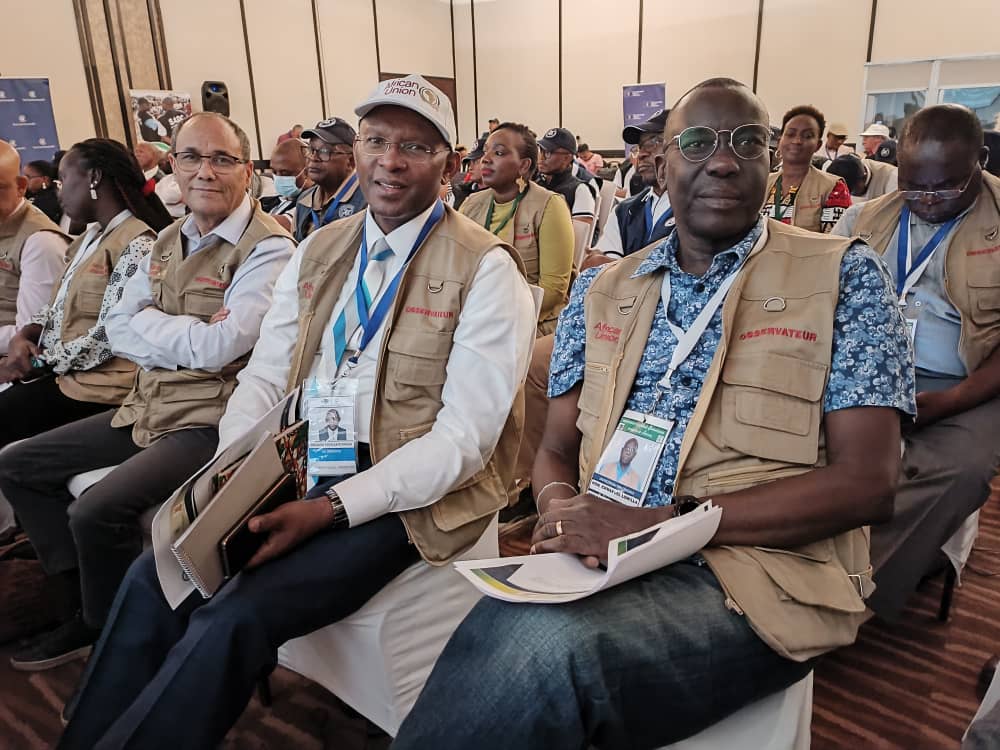 r_ssewa's tweet photo. Today we conclude our Election Observation Mission to #LesothoVotes2022 with supportive statements from all missions. #kealeboha to the beautiful mountainous country of the #Basotho! https://t.co/YhDkxoHeH2