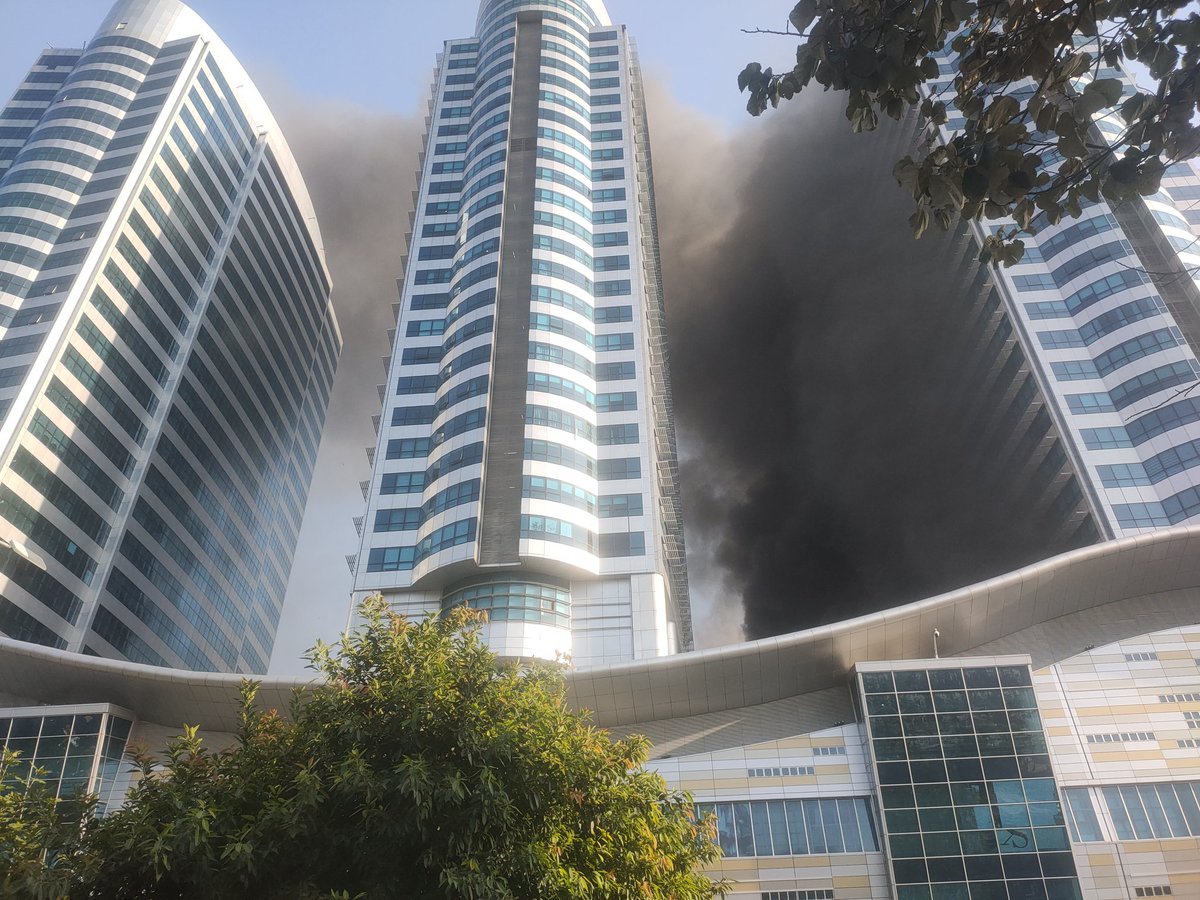 WasilShahidart's tweet photo. Please pray...
Centaurus caught fire
#CENTAURUSMALL https://t.co/T3dB06Tt64