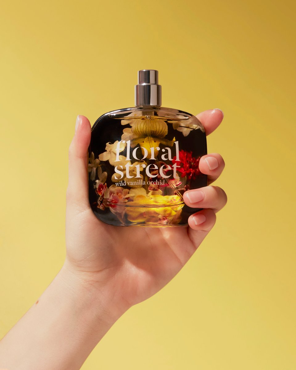 floralstreet_'s tweet photo. Fall in love with this fall’s favourite scent 🍂🧡 
Shop our stand-out vanilla scent Wild Vanilla Orchid, clean at  @sephora ✨ 

#floralstreet #fragrance #vegan #veganperfume #veganbeauty #veganbeautyproducts #crueltyfreebeauty #perfume  #biodegradable #compostable #recyc https://t.co/UoHxp7huG7