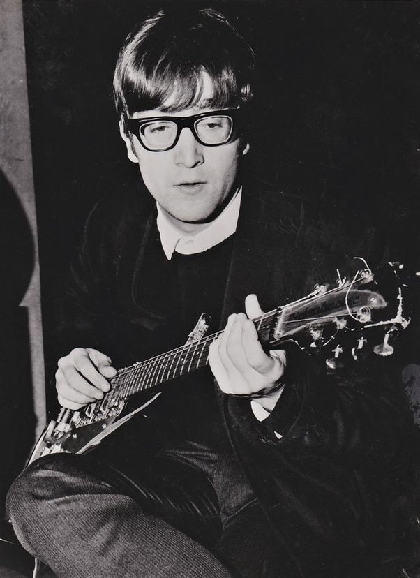 \"Imagine all the people living life in peace.\"

Happy Birthday to John Lennon, who would have been 82 today. 