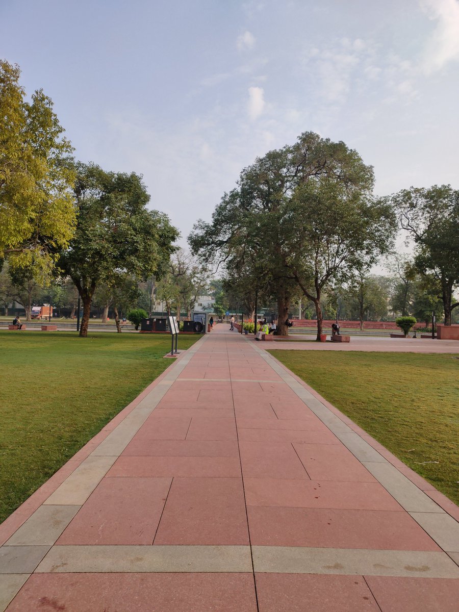 vishal_psd's tweet photo. Thread on the newly constructed: 
Central Vista Venue, New Delhi
#centralvista #delhi #construction 

@cbdhage @Ash18537355 @marinebharat @Sahilinfra2 

1/n https://t.co/X6H328nlX6