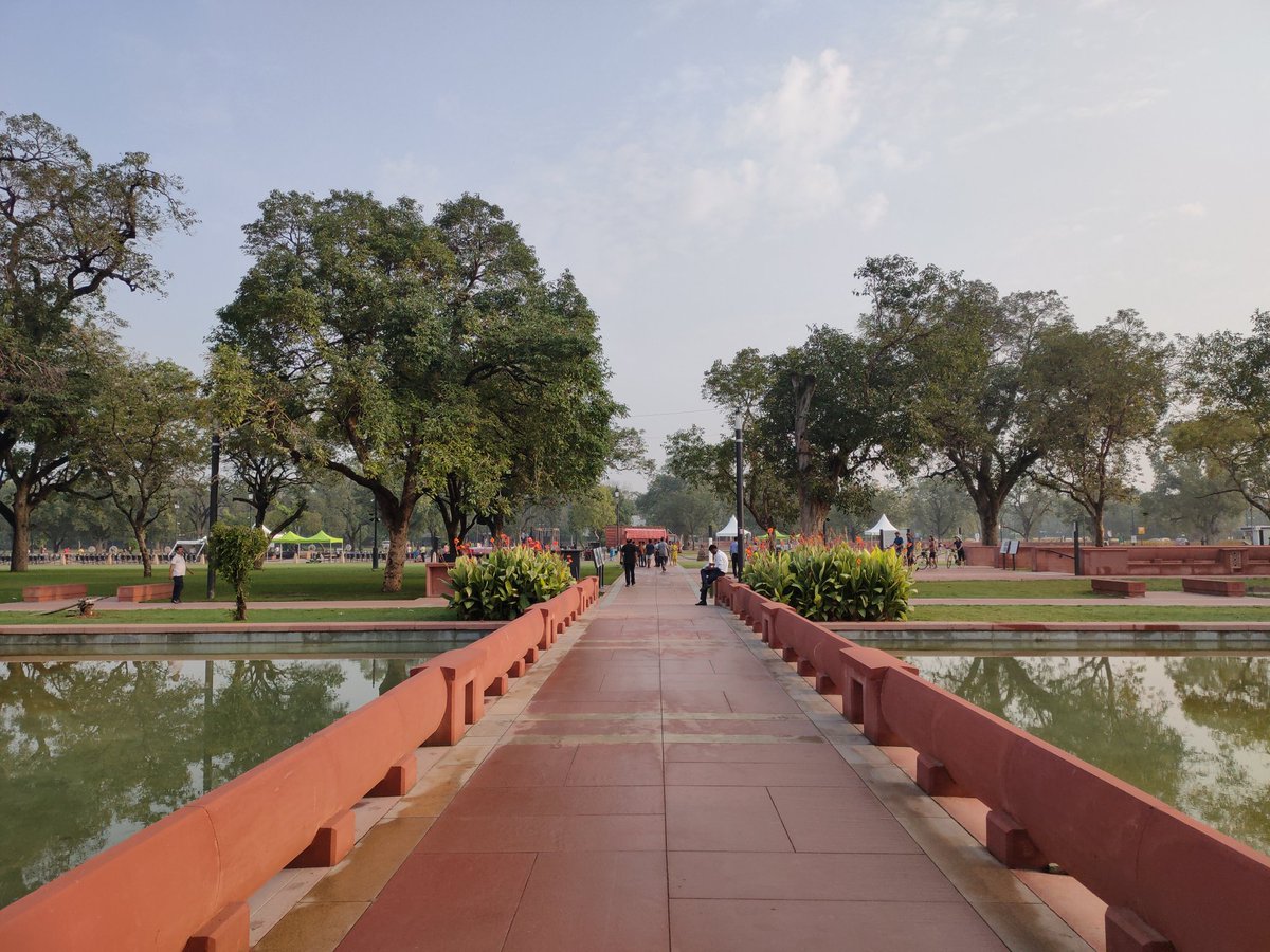 vishal_psd's tweet photo. Thread on the newly constructed: 
Central Vista Venue, New Delhi
#centralvista #delhi #construction 

@cbdhage @Ash18537355 @marinebharat @Sahilinfra2 

1/n https://t.co/X6H328nlX6