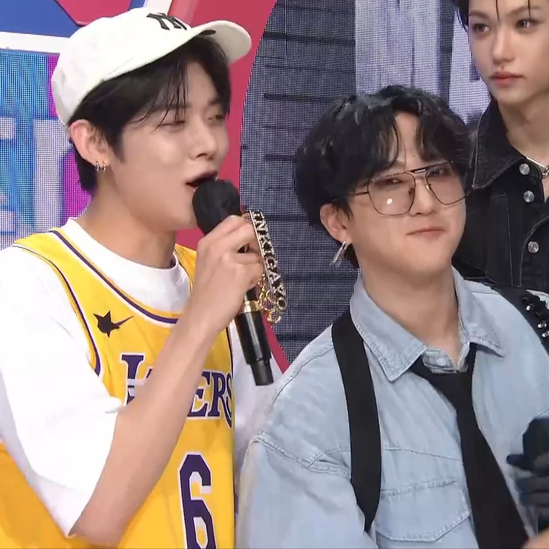 happy yeonjun with his 99 liner friend changbin~