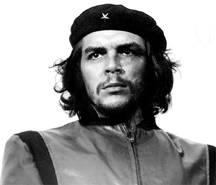 'L'unico modo di conoscere davvero i problemi è accostarsi a quanti vivono quei problemi e trarre da essi, da quello scambio, le conclusioni.'
( Ernesto Che Guevara )

#9ottobre ricordando #CheGuevara