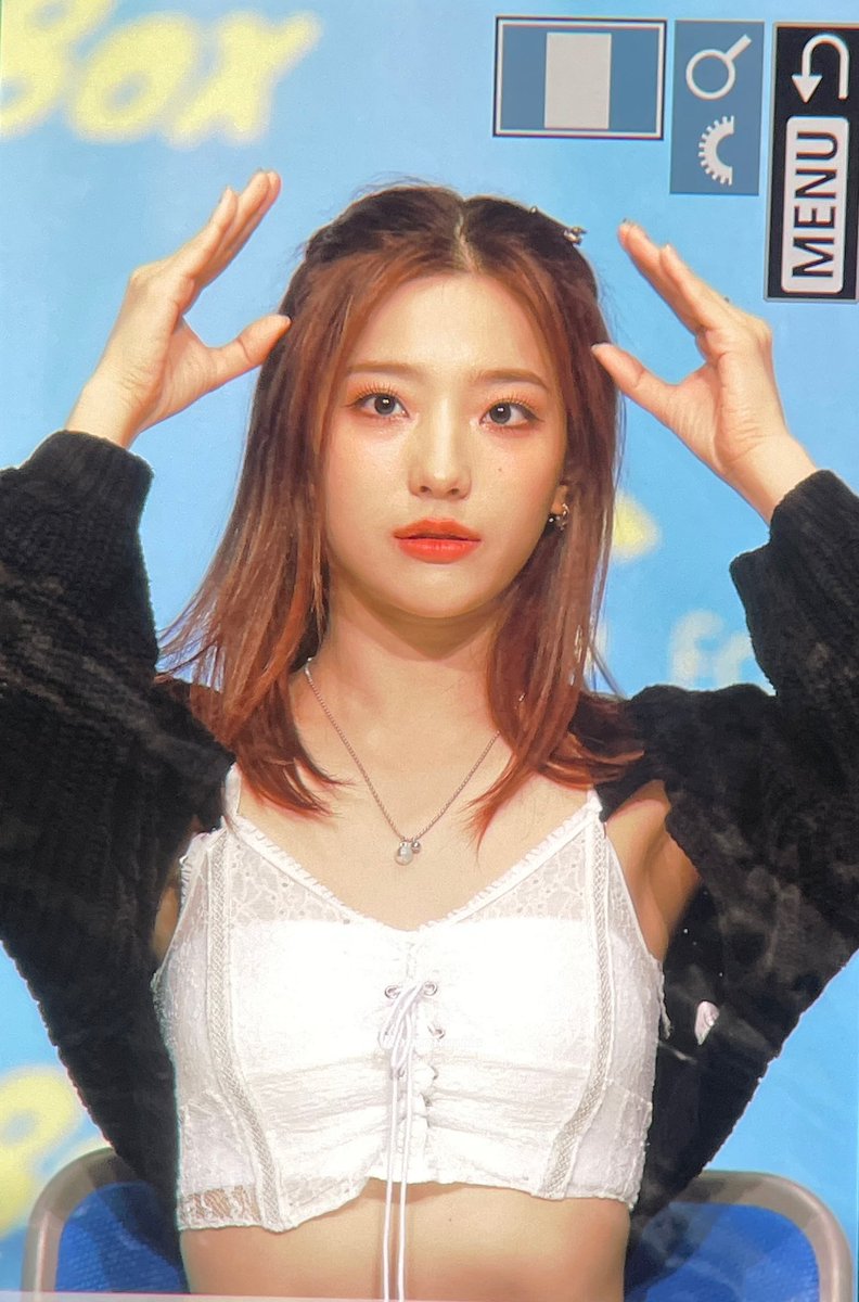 Rommantic0107's tweet photo. 221009 새롬 
#새롬 #이새롬 #Saerom
#프로미스나인 #FROMIS_9 https://t.co/YpnFfJsUzx