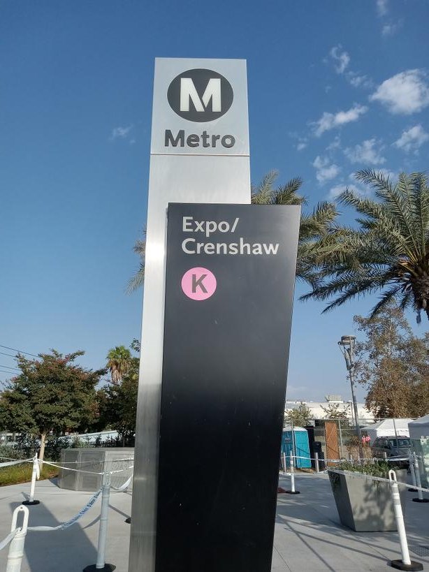 MBBlack's tweet photo. I, #MrMBBlack, went to the NEW #ExpoCrenshawStation by #CrenshawBlvd and #ExpositionBlvd on the #K_Line in #SouthLA and the ride is nice (Courtesy of @MetroLosAngeles) https://t.co/3I7K0PFKlo