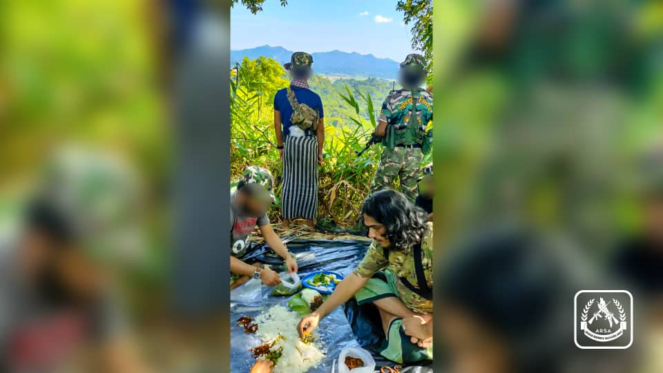 Arakan Rohingya salvation army
                   ARSA