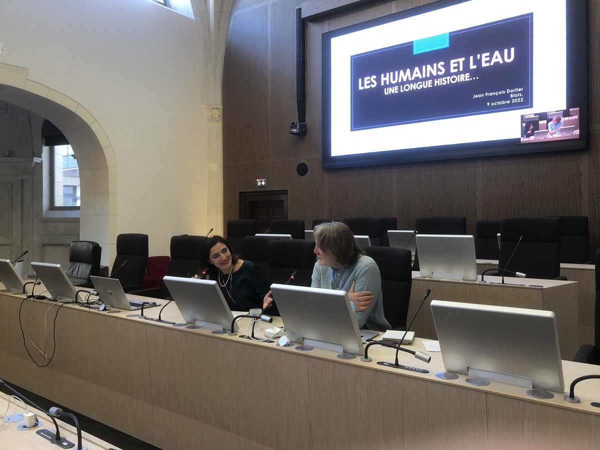 Rendez-vous-histoire tweet media