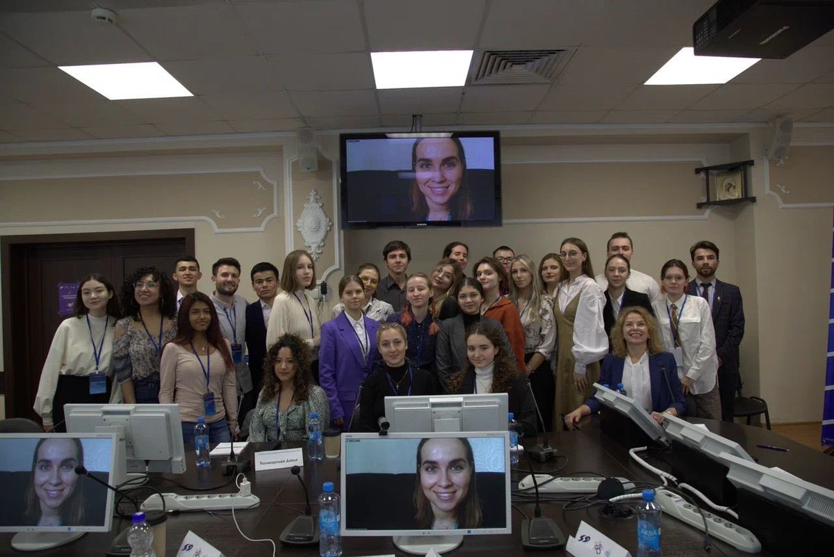 AsyaShavrova's tweet image. It’s been a great pleasure to speak to participants of the III Science Diplomacy School @ClubDiplomacy at #MEPhI last week with an emphasis on the value of ‘hard’ scientific knowledge in nonproliferation diplomacy &amp;amp; with some practical examples of how we approach it in Vienna.