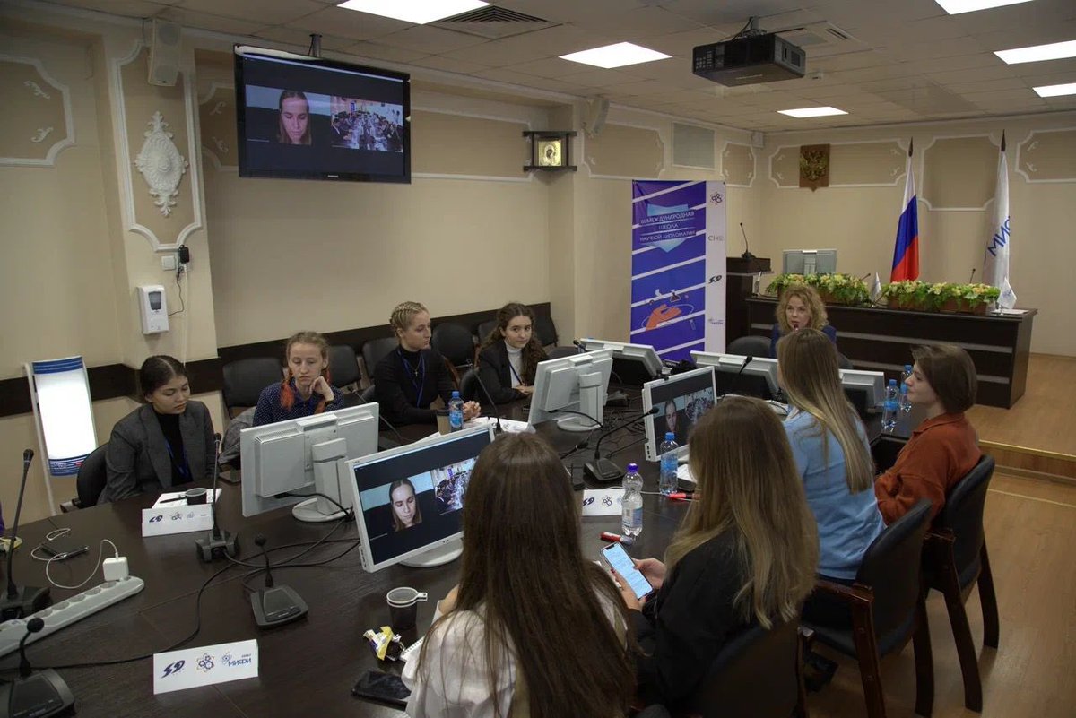 AsyaShavrova's tweet image. It’s been a great pleasure to speak to participants of the III Science Diplomacy School @ClubDiplomacy at #MEPhI last week with an emphasis on the value of ‘hard’ scientific knowledge in nonproliferation diplomacy &amp;amp; with some practical examples of how we approach it in Vienna.