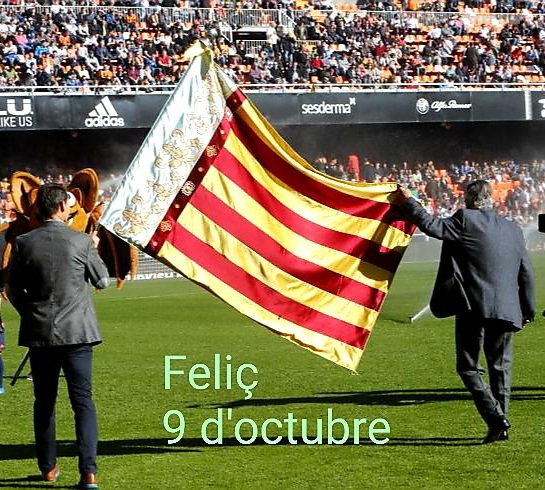 pacolloret_'s tweet photo. Encara que ell no estiga un dia com hui vull recordar la seua memòria i  valencianitat. https://t.co/kbfHEjceEJ