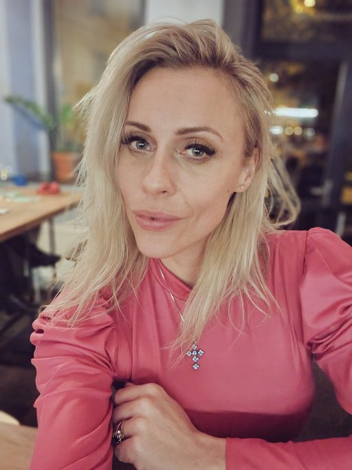 Great night in small cool bar ...love Prague my city 😍😍😍🥰🥰🙂😘😘🍸🍹🍸🍺 https://t.co/BozBo8tdoc<a href="/tag/asian"class="tags"><span>#asian</span></a><a href="/tag/anal"class="tags"><span>#anal</span></a><a href="/tag/squirting"class="tags"><span>#squirting</span></a><a href="/tag/fisting"class="tags"><span>#fisting</span></a><a href="/tag/sluts"class="tags"><span>#sluts</span></a><a href="/tag/orga"class="tags"><span>#orga</span></a>