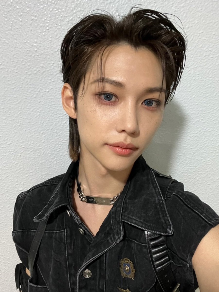 straykids_text's tweet photo. 5.15PM
— felix 💌 https://t.co/DD7jdp1KXx