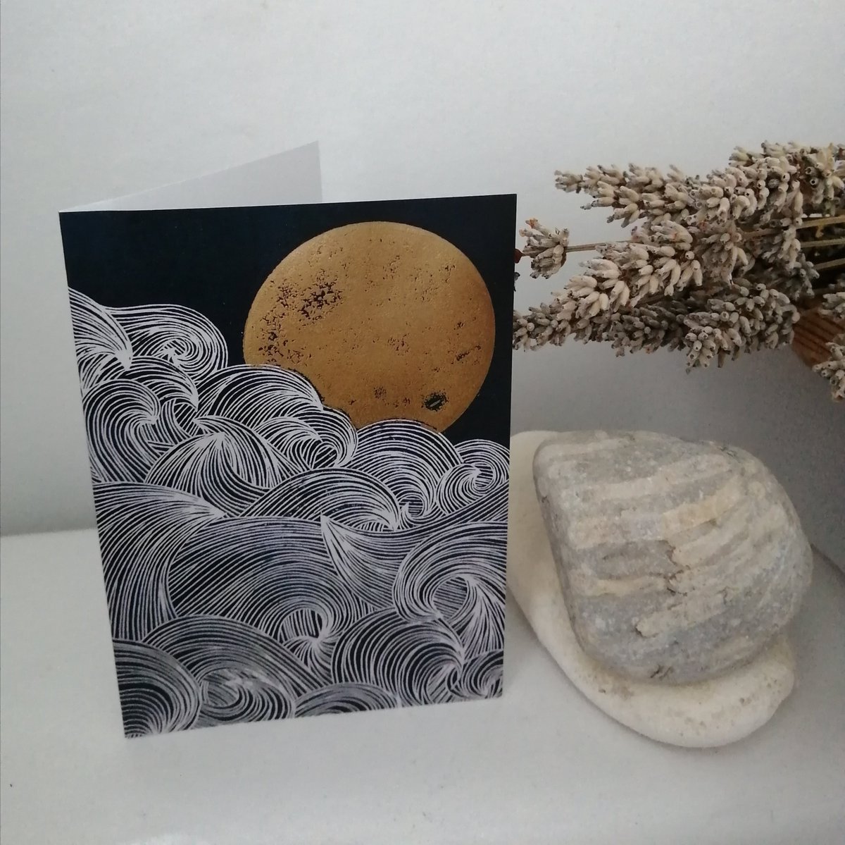 theseastrand's tweet photo. Good morning #UKGiftHour #UKGiftAM It's a beautiful day here and I'm about to take the pup to the beach for his morning runabout 😊 In the mean time I have coastal inspired prints &amp; cards ready to post (free UK P&amp;P) Have a great day! https://t.co/iQ0kcbzrAR https://t.co/yTOV6Do5SH