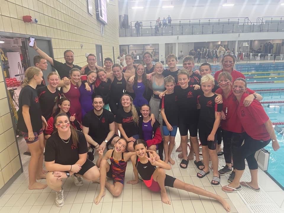 Oh what a night! So proud of our FSC Arena team! Up against some seriously tough competition and came third! Thank you to ⁦<a href="/WindsorSwim/">Windsor Swimming Club</a>⁩ for hosting. Looking forward to Round 2 ⁦<a href="/Natswimleague/">National Arena Swimming League</a>⁩ already!