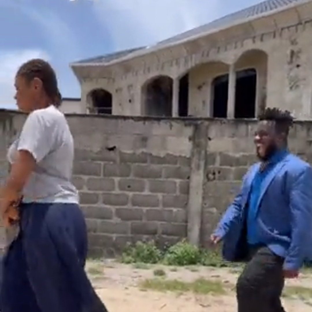 abbagee17's tweet image. Morning duty😤☺️ if you see me better mind ur business
 Bcoz no be u born me😏