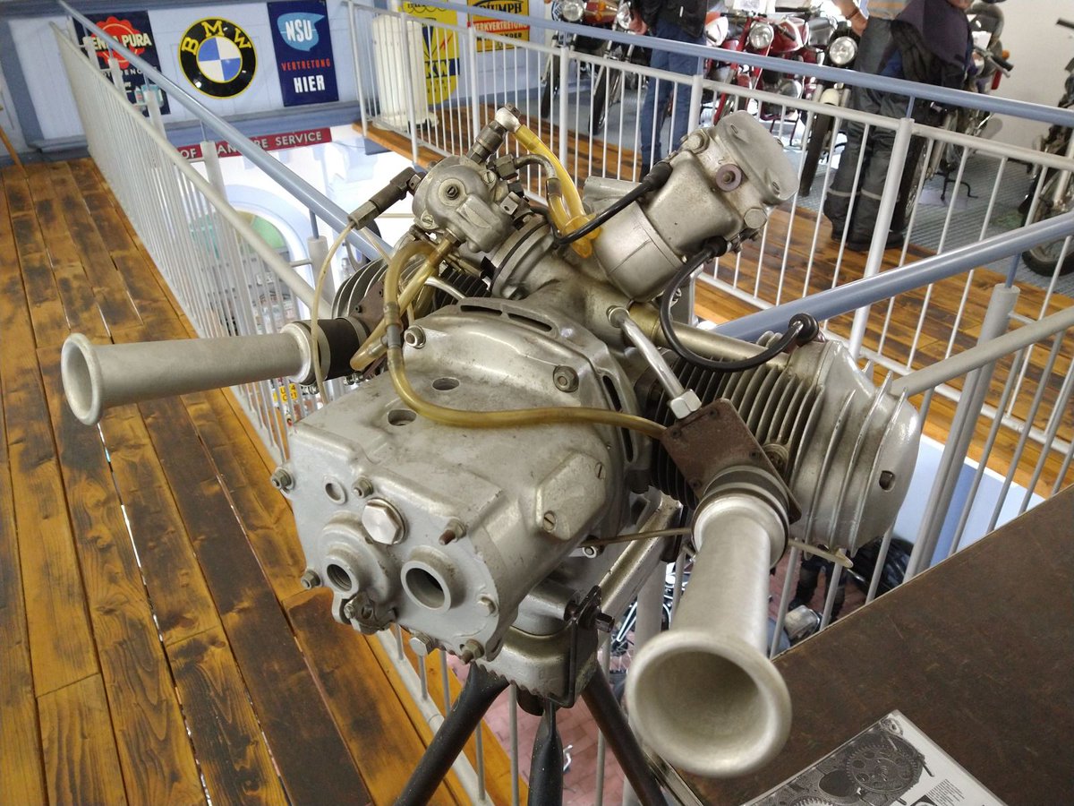 Dieselkrad's tweet photo. ['Schon länger her und ging nie in Serie. Was man in Museen halt so findet. #daily_dieselmotorcycle'] https://t.co/x6i4mxt1Jk
