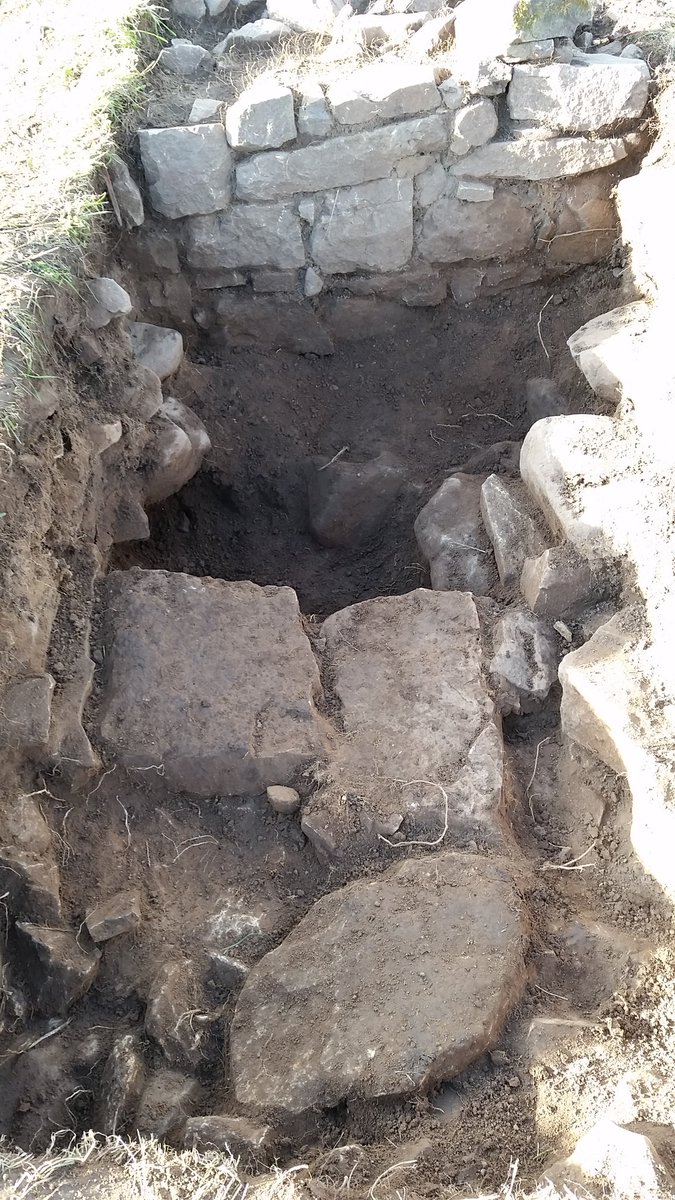 The evolution of Trench 5 at #BedruleCastle. A super 2 weeks of archaeology & discovery at the enigmatic #medieval #castle in the #ScottishBorders. Stunning views, old & new friends and amazing schoolchildren! Thanks to everyone who shared it with us! 👏 #ukcommunityrenewalfund