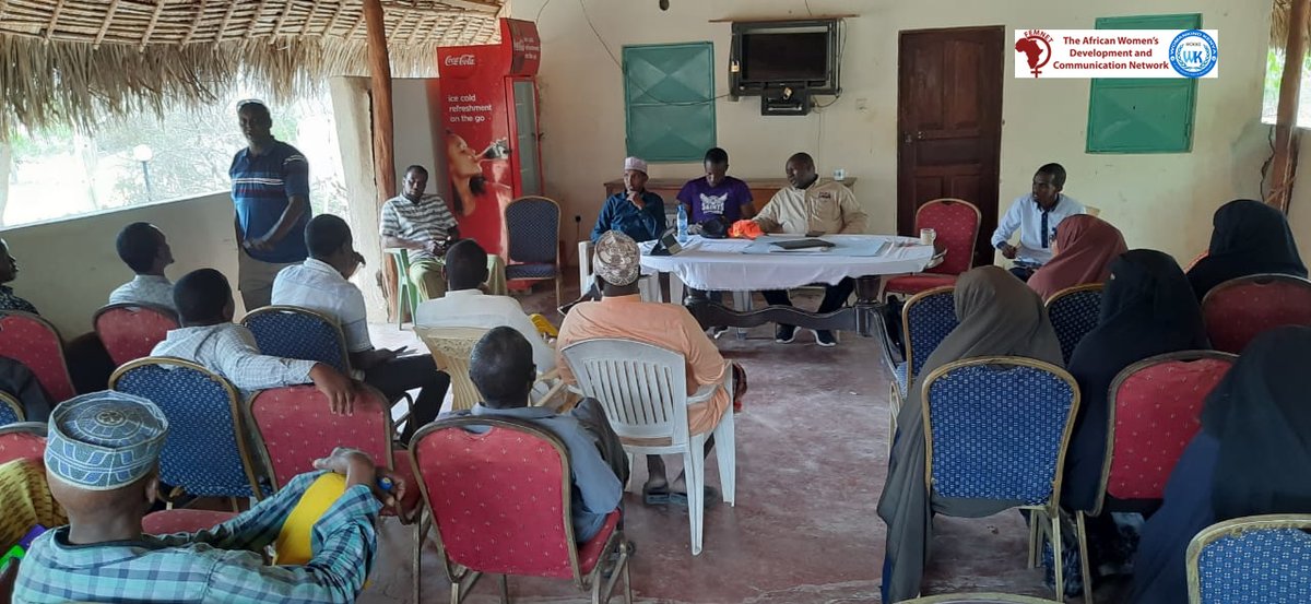 WomankindKenya's tweet photo. Happening now, Under the African activists for climate justice(AACJ) project: we are engaging disadvantaged groups, women, and youths in Masalani town, Garissa County on issues around justice, movements, networks and CSOs .@FemnetProg https://t.co/wYJj6TP8i7