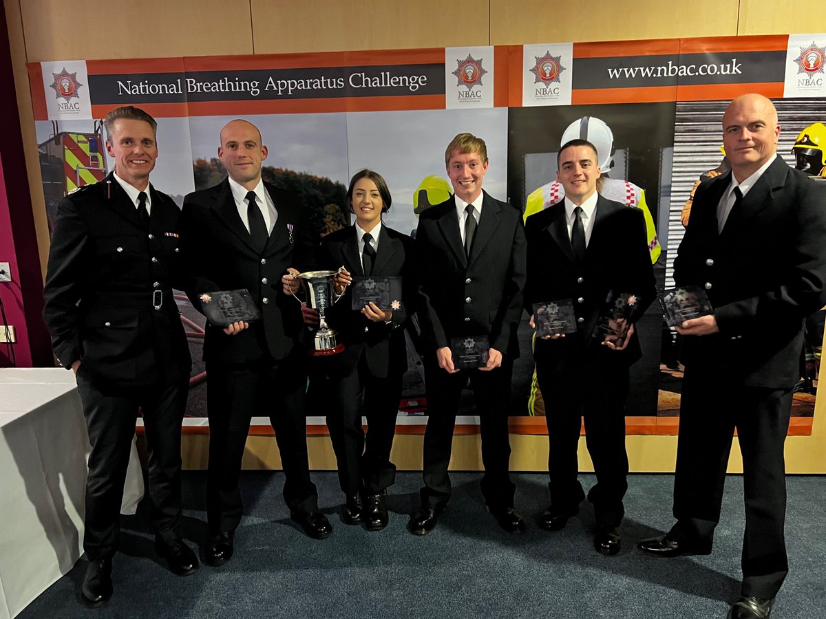 Congratulations to @WMFSFoleshill Red & White who competed this weekend in the national BA challenge. They performed brilliantly - what an incredible achievement against 23 other Fire Services! 2nd place overall, 1st place BA wearers and 1st place fire ground management.🏅🥳👏