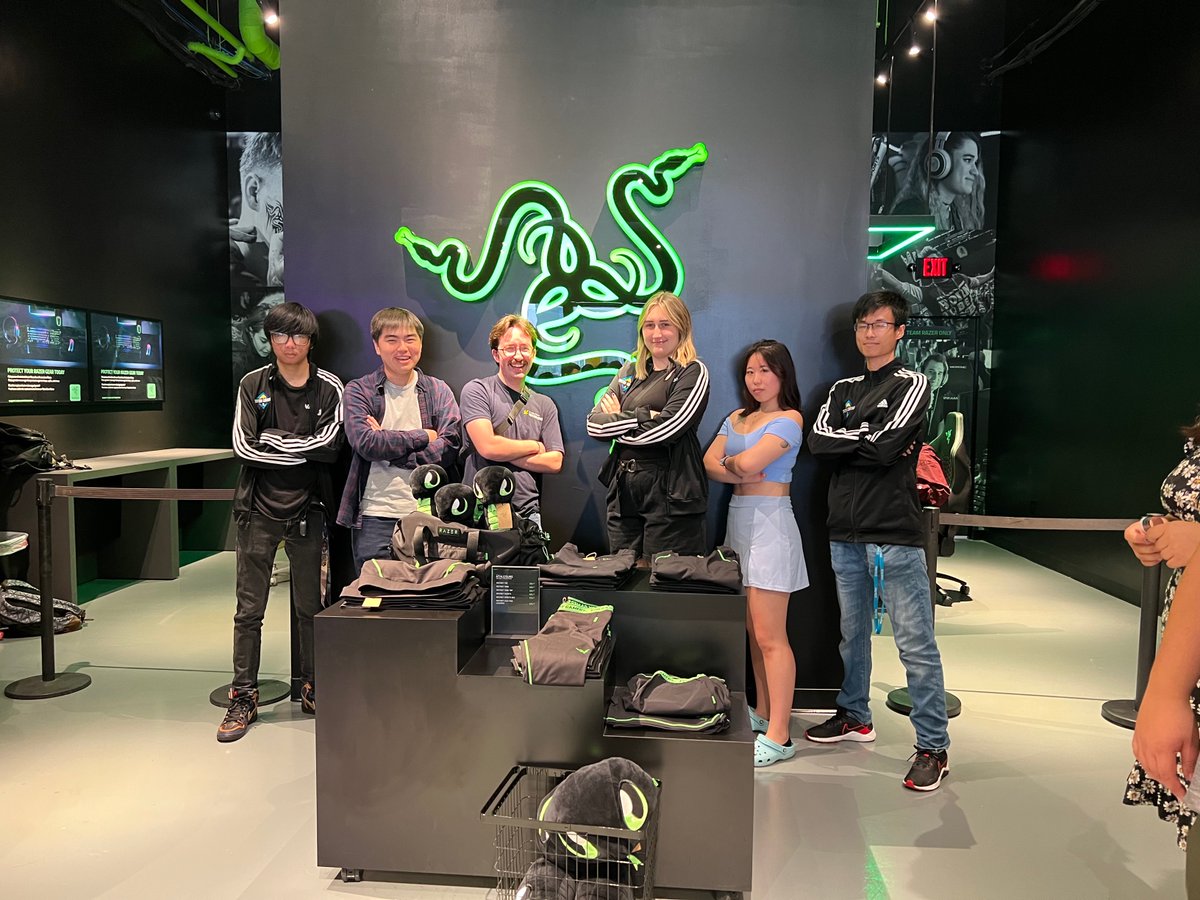 RazerStore's tweet photo. Thank you to all who attended the #RazerStoreGameFest last weekend at the San diego store. Here are some highlights of the event. ๐
Which RazerStore would you like to see GameFest at next? ๐ https://t.co/ZtJ5Cm5lgI