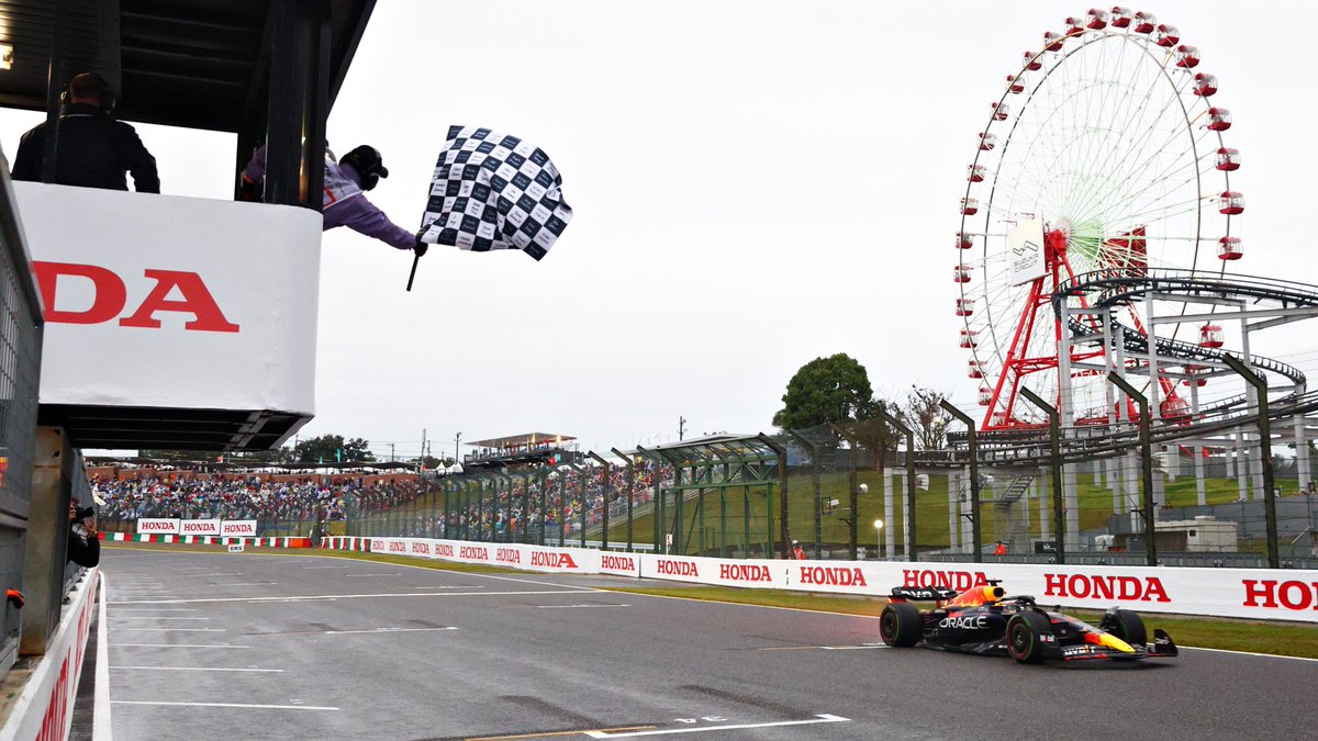 zdravkost's tweet photo. #OnThisDay in 2022, Max Verstappen took his 1st #JapaneseGP win, and sealed his 2nd consecutive WDC with four GPs to spare. (Photo: @HondaRacingGLB) https://t.co/nulHryy0KF