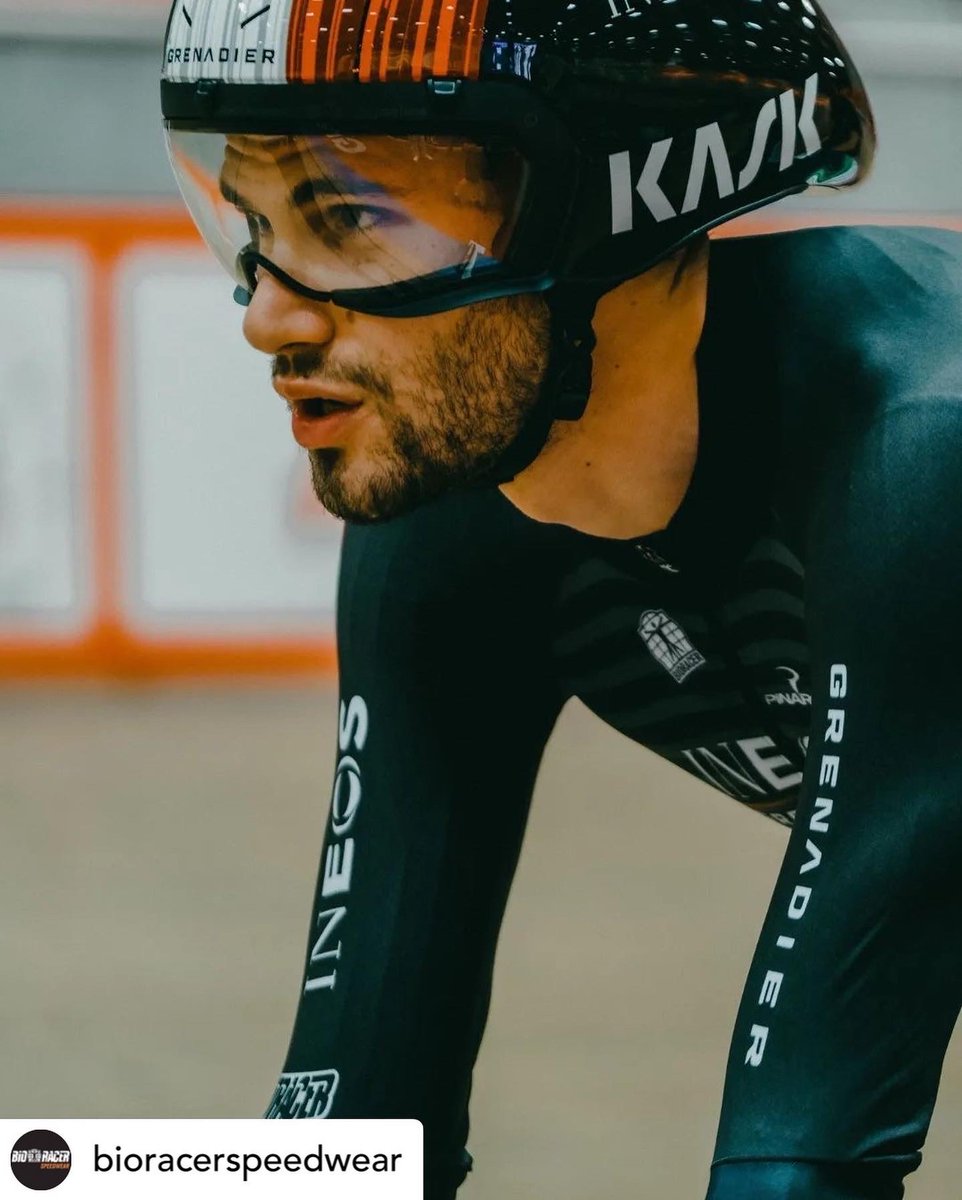 BioracerUK's tweet photo. Last night flying Filippo made it 56,792 km crowning himself UCI Hour Record Holder 🚀⚡That's #HowFastFeels 🤯🔥

🛒 Shop the iconic @gannafilippo cycling jersey: https://t.co/tW1IFn5U1d

📸 : @ineosgrenadiers

#TissotVelodrome #UCIHourRecord #CyclingRecord #FilippoGanna https://t.co/Pl1iV3yb10