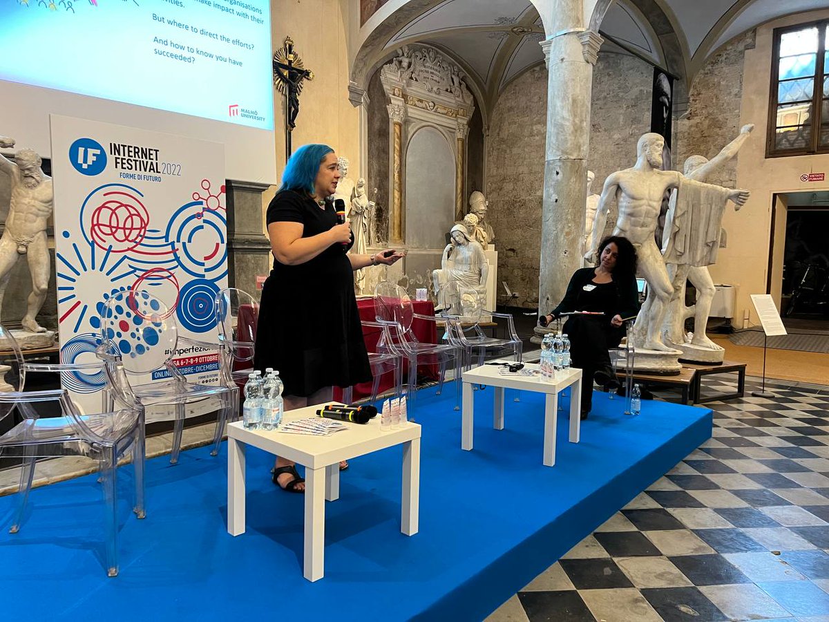 La Professoressa Pille Pruulmann Vengerfeldt di <a href="/malmouni/">Malmö universitet</a> spiega come l’analisi dei #dati stia diventando fondamentale nelle organizzazioni moderne, descrivendone diverse strategie e relativi benefici 

<a href="/MeMind_EU/">Me-Mind</a>
@unipisa
<a href="/regionetoscana/">Regione Toscana</a>

#IF2022
#imperfezione