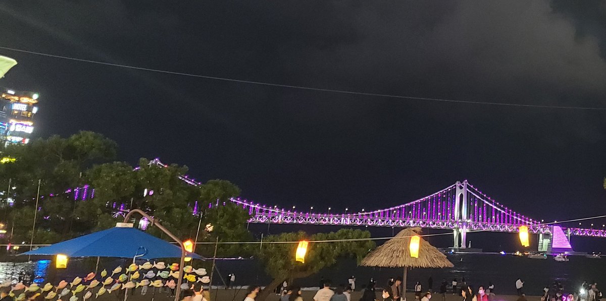 Gwangalli Bridge is purple for BTS 💜🥰💜