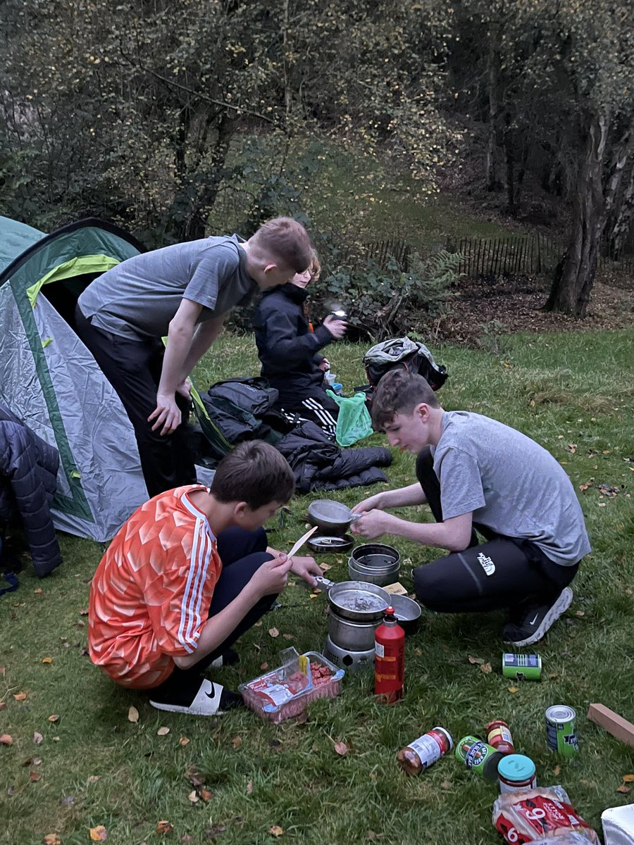BlessedcaDofE's tweet photo. Overnight camp successfully completed! Day 2 walk to Delamere Forest underway! https://t.co/IRn4dceaXG